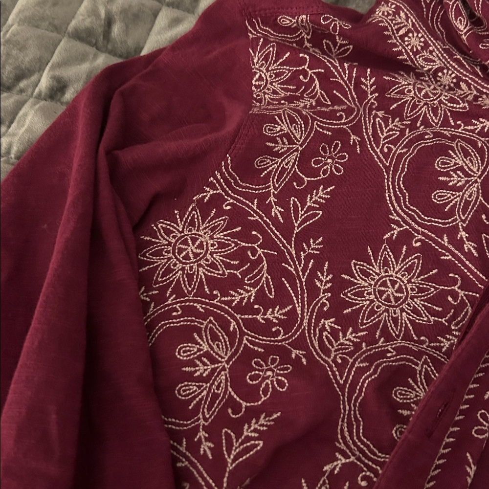 Soft surroundings sweater with hood embroidery button front boho women’s medium - Picture 5 of 8